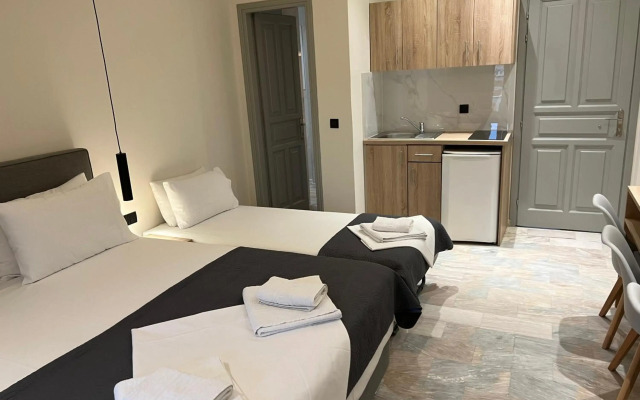 Saint Spiridon Hotel