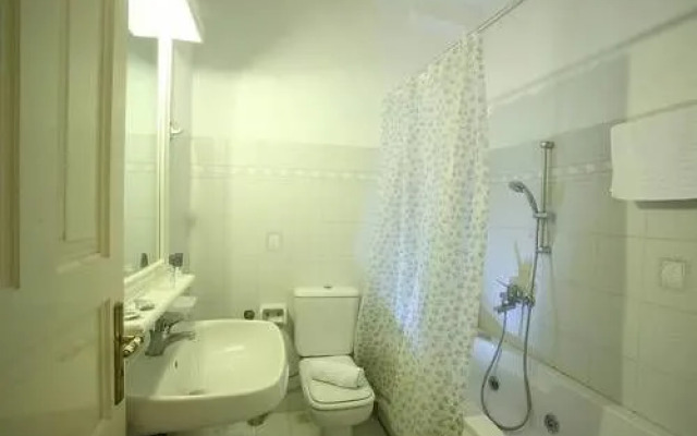 Nefeli Wind Club Apartments