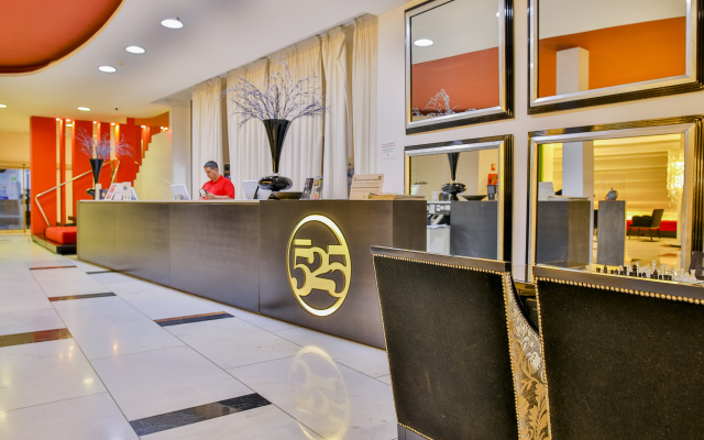 Hotel 525