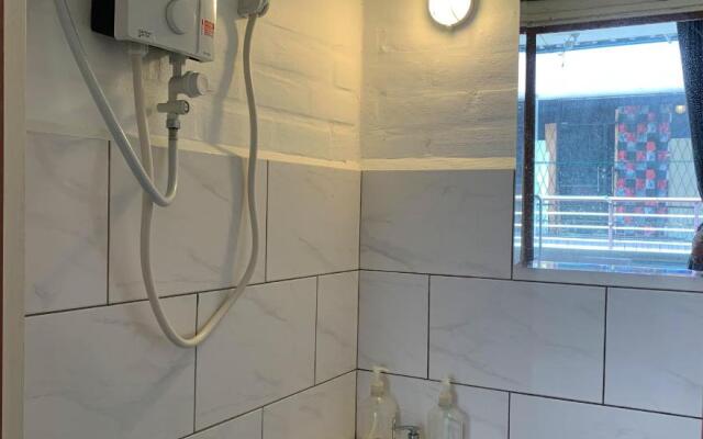 AE Semporna Guesthouse