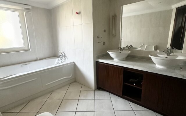 Chic and stylish 3 bedroom apartment