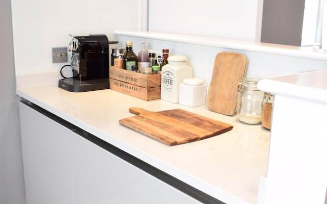 2 Bedroom Flat in Notting Hill