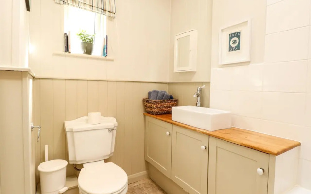 8 Melinda Cottage