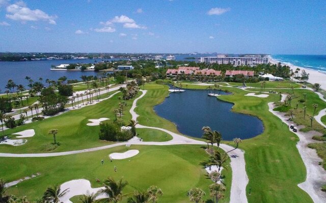 PGA Village 7 Room Golf Resort Villa by American Vacation Living