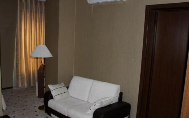 Hotel Empire