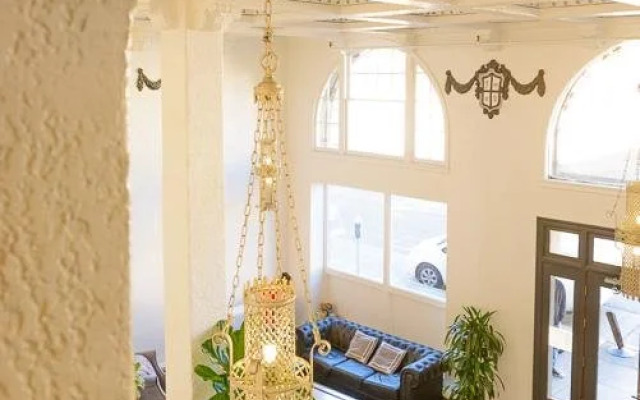 Vantaggio Suites Turk Street