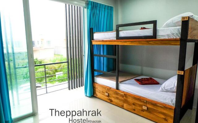 Theppahrak Hostel Khaolak