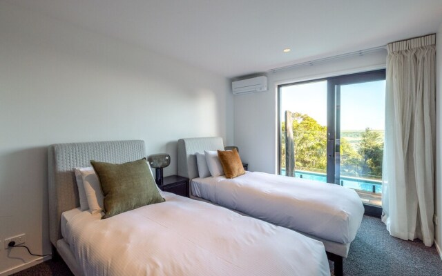 Kaitiaki Lodge - Pool & hot tub