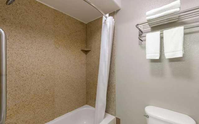 Motel 6 San Jose, CA - Convention Center