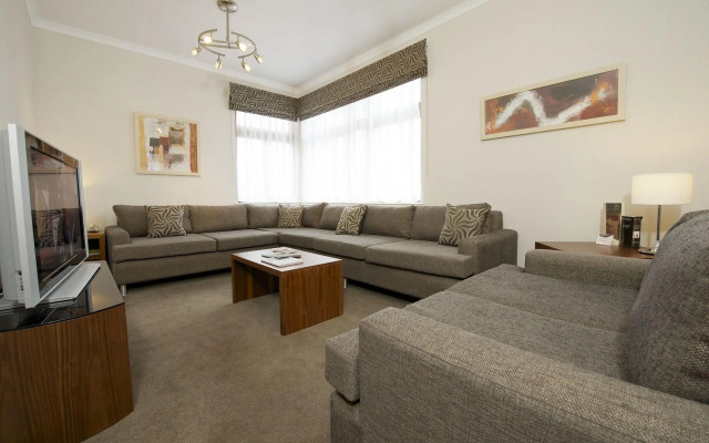 The Knight Residence Apartments by Mansley