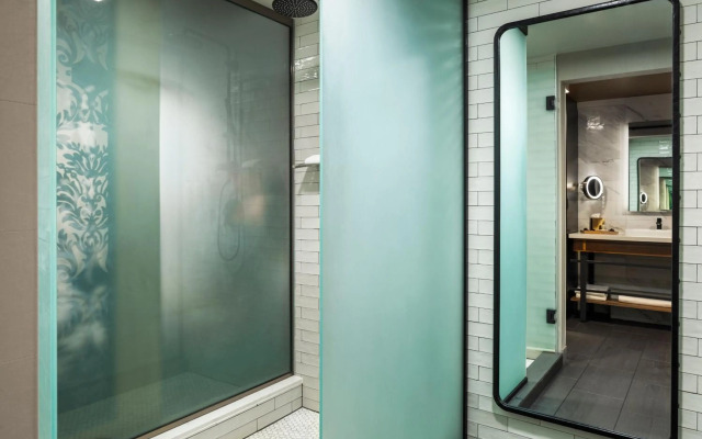 Renaissance Minneapolis Hotel, The Depot