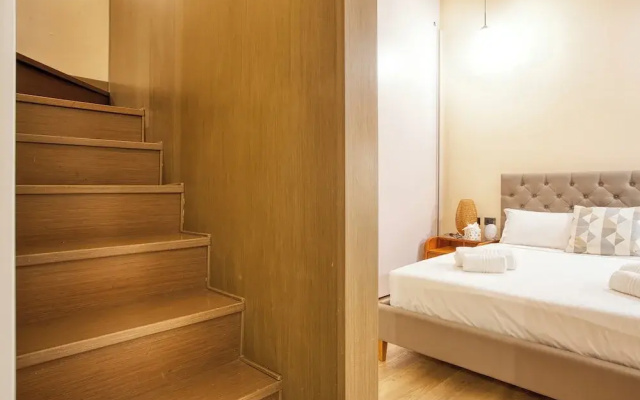 JOIVY Stylish Central Maisonette