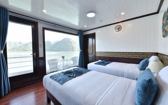 Halong Sapphire Cruise