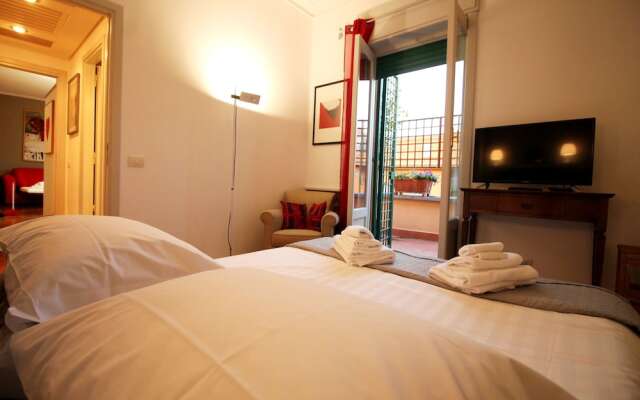 Tiepolo Romantic Terrace Apartment