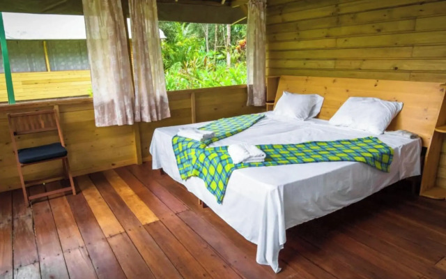 Lirio Lodge