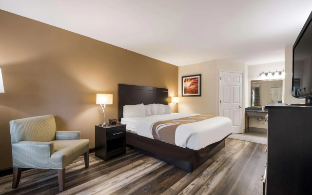 Quality Inn Decherd / Winchester