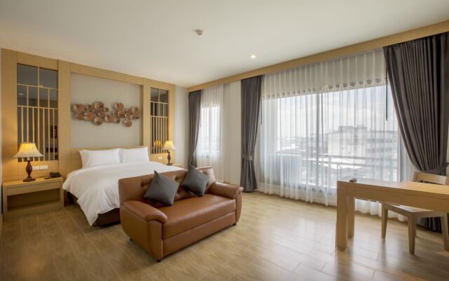 Civilize Hotel