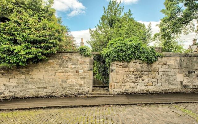 Authentic Georgian 3 Bed Smugglers Cottage