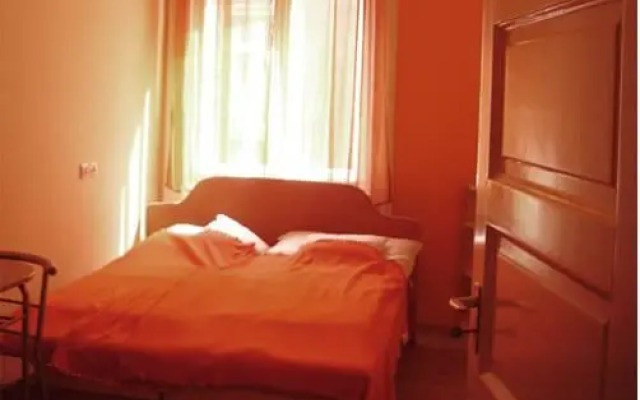 Mandy Hostel