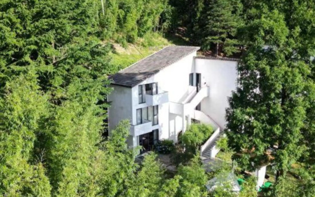 Yueguo Shanqiu Hostel