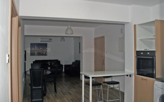 Avensia Apartments
