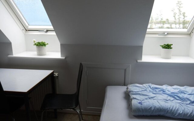 Femmasteren Hotel & Hostel