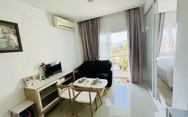 phuket Naka Condon Kitty 52