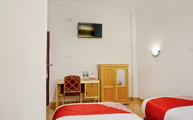 Khasanah Residence By OYO Rooms