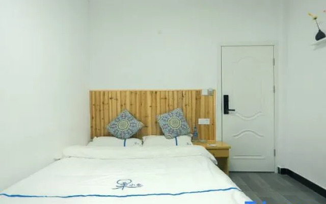 Zhenyuan Dudu Xiaoshe