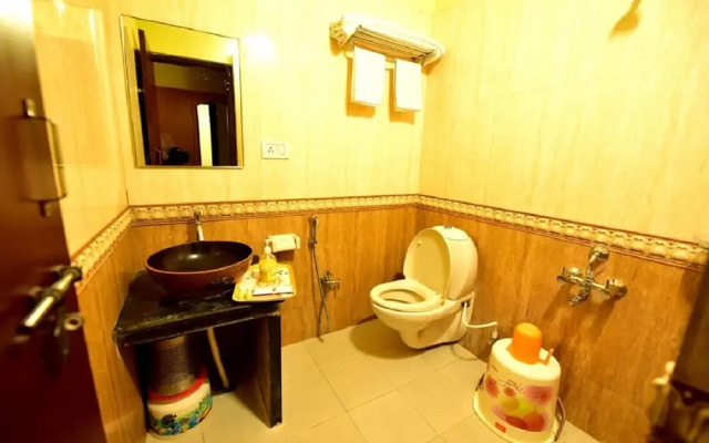 The Tiger Paw Resort