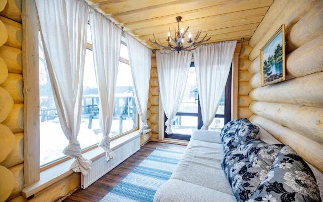 Медвежий угол