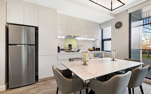 Manhattan Apartments - Caulfield North