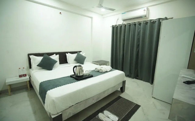 SwagStay Hotel Riviera Nagpur