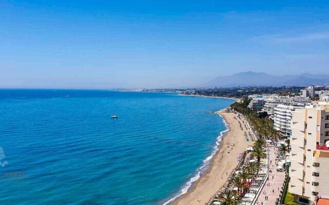 Skol 335. Fantastic Beachfront Apartment Facing South.