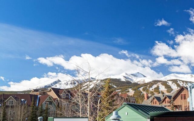 Breckenridge Alpine 203 Condo close to lift by RedAwning