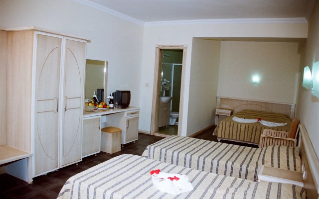 Chronos Beach Hotel
