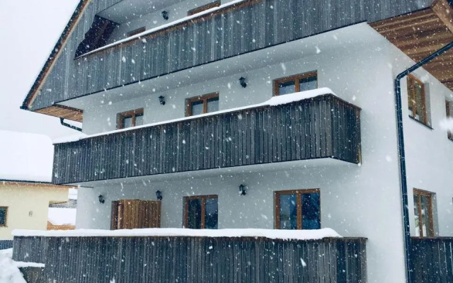 Vall’s apartment- by ski slopes