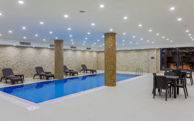 Shimall Hotel