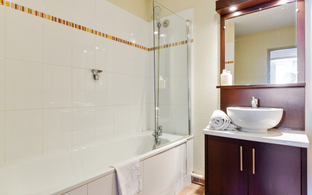 Comfort Aparthotel Six-Fours