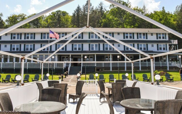 Chestnut Inn at Oquaga Lake