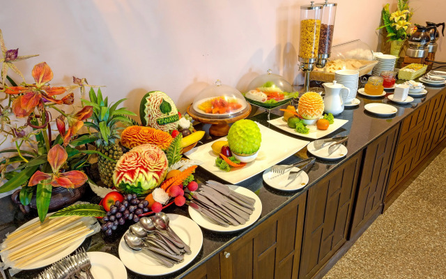 Tanawan Phuket Hotel