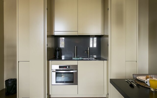 ALTIDO Elegant 1-bed flat, moments from the Cais do Sodré train station