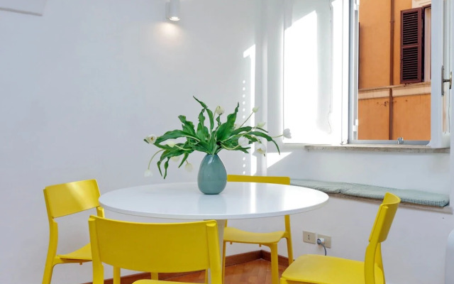 Clementina Charme - My Extra Home