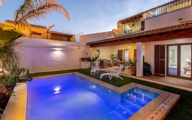 House - 3 Bedrooms with Pool and WiFi - 107616