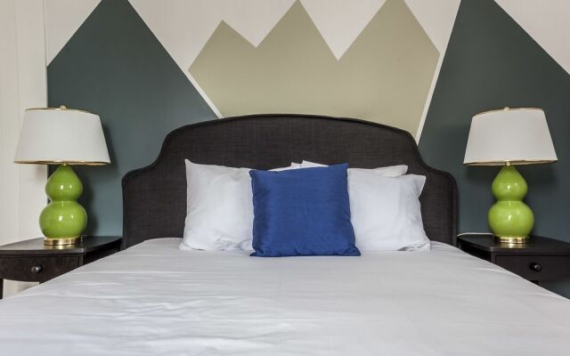 Sophisticated 1br in Mile End by Sonder
