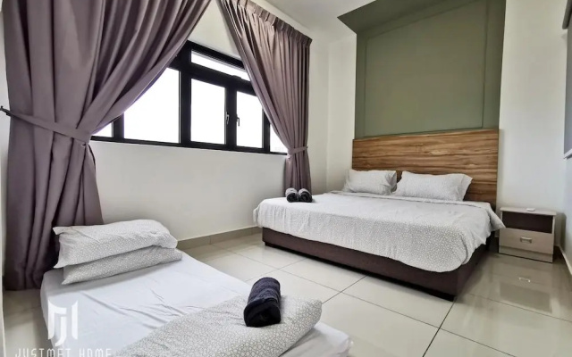 Meridin Medini Apartments