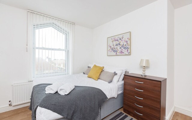 Gyllingeham Suite - Captivating 2BR in Gillingham