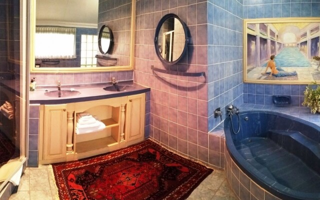 Royal Ridge Guest House