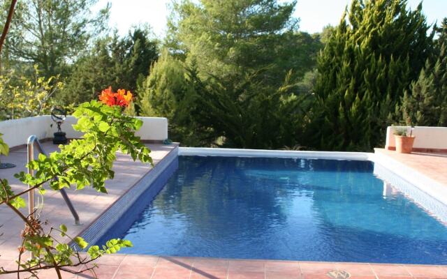 Sunlit American Style Villa in St Joan de Labritja with Pool