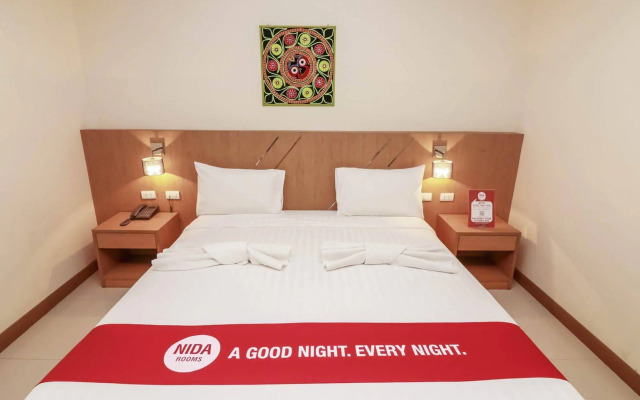 NIDA Rooms Patong Silk House